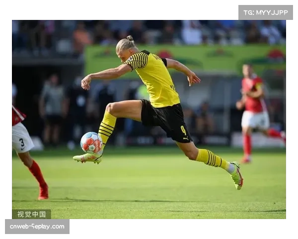 弗赖堡射手格里福接受专访，坦言尚未决定是否与球队续约